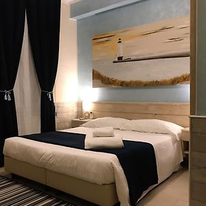 Fiumicino Airport B&B Deluxe